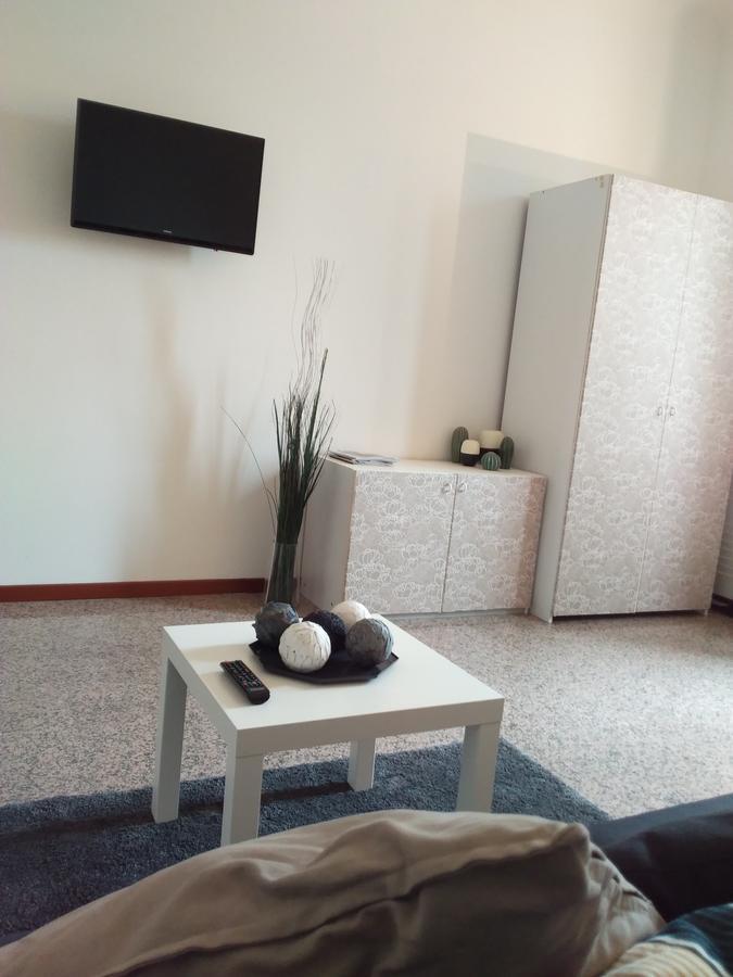 Apartament Kibilu - Via F. Aporti Mediolan Zewnętrze zdjęcie